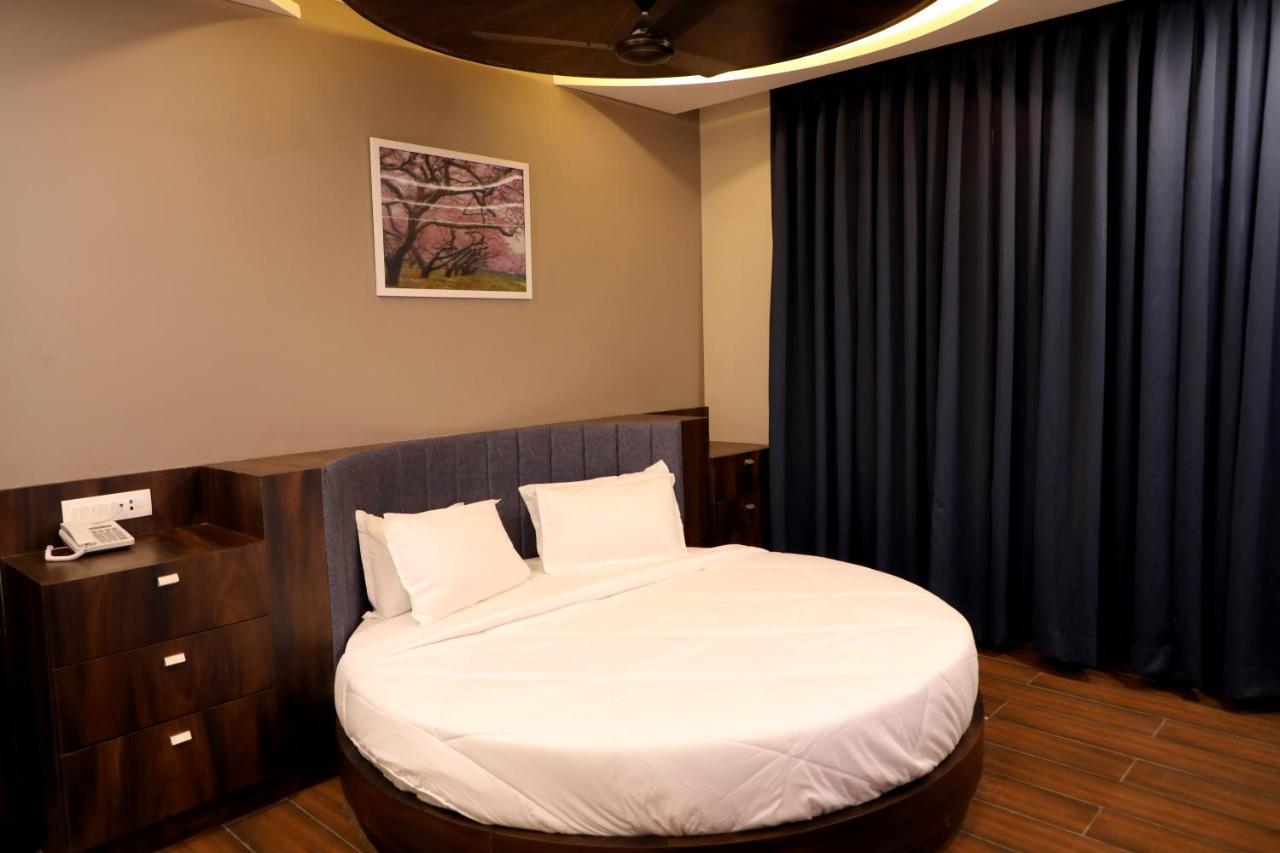 Hotel Nest Bhuj Eksteriør billede