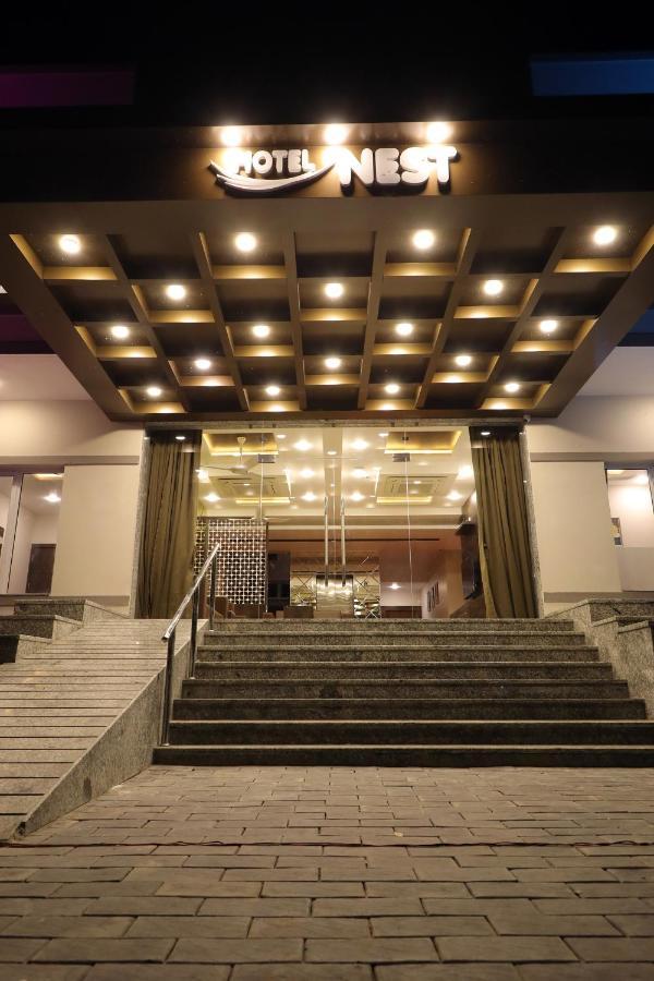 Hotel Nest Bhuj Eksteriør billede