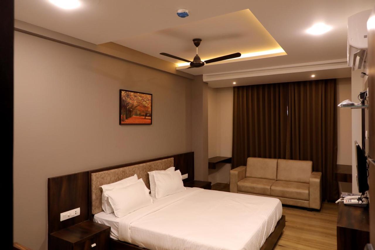 Hotel Nest Bhuj Eksteriør billede