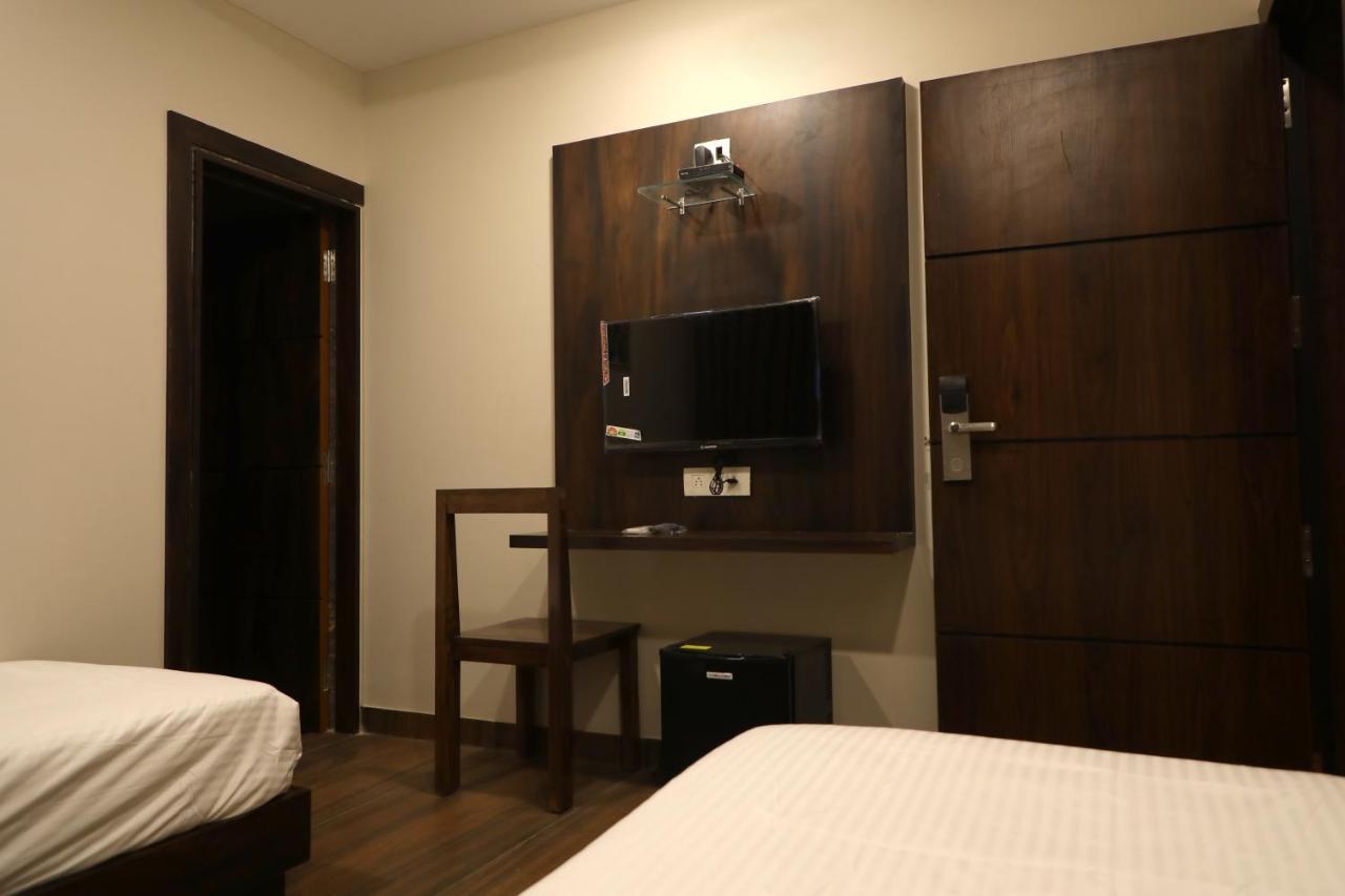 Hotel Nest Bhuj Eksteriør billede